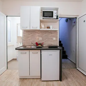  Apartament Ema House